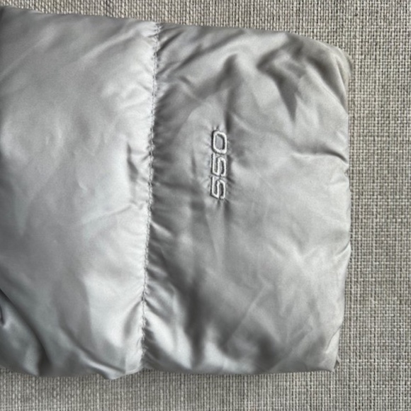 The North Face Silver Aconcagua Hooded Jacket - Picture 8 of 11